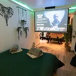 דירה Capsule Thailande I Sauna I Balneo I Console I Jeux En Bois I Cinema I Cour Interieure Trith-Saint-Leger