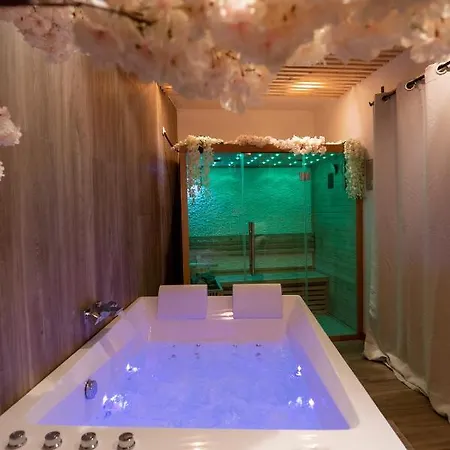Apartment Capsule Thailande I Sauna I Balneo I Console I Jeux En Bois I Cinema I Cour Interieure
