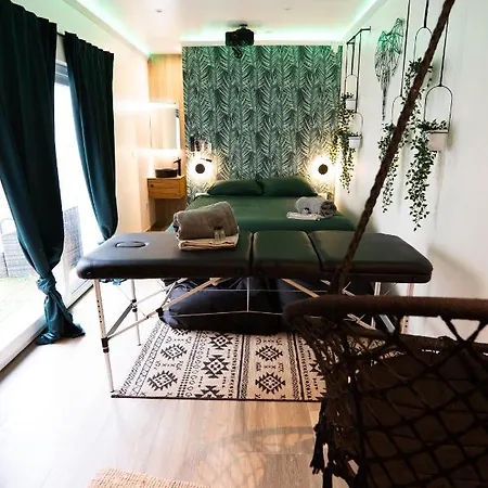 Apartment Capsule Thailande I Sauna I Balneo I Console I Jeux En Bois I Cinema I Cour Interieure