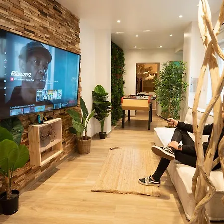 Capsule Thailande I Sauna I Balneo I Console I Jeux En Bois I Cinema I Cour Interieure * Trith-Saint-Leger