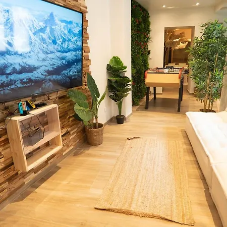 Capsule Thailande I Sauna I Balneo I Console I Jeux En Bois I Cinema I Cour Interieure Appartement