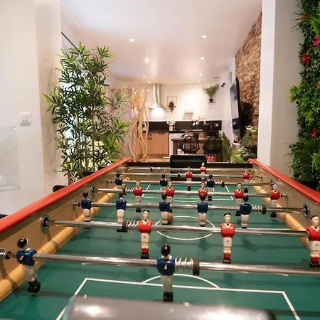 Capsule Thailande I Sauna I Balneo I Console I Jeux En Bois I Cinema I Cour Interieure Trith-Saint-Leger