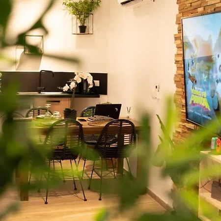 Capsule Thailande I Sauna I Balneo I Console I Jeux En Bois I Cinema I Cour Interieure * Trith-Saint-Leger