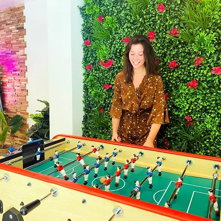 Capsule Thailande I Sauna I Balneo I Console I Jeux En Bois I Cinema I Cour Interieure Trith-Saint-Leger