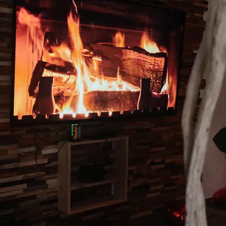 Capsule Thailande I Sauna I Balneo I Console I Jeux En Bois I Cinema I Cour Interieure דירה *