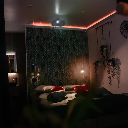 דירה Capsule Thailande I Sauna I Balneo I Console I Jeux En Bois I Cinema I Cour Interieure *
